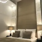 Lejlighed Lazare Maison De Maitre , De Standing Avec Parking Privatif A Seulement 7 Minutes A Pied Du Centre Historique De *