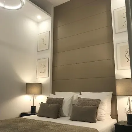 Apartamento Lazare Maison De Maître , De Standing Avec Parking Privatif à Seulement 7 Minutes à Pied Du Centre Historique De *